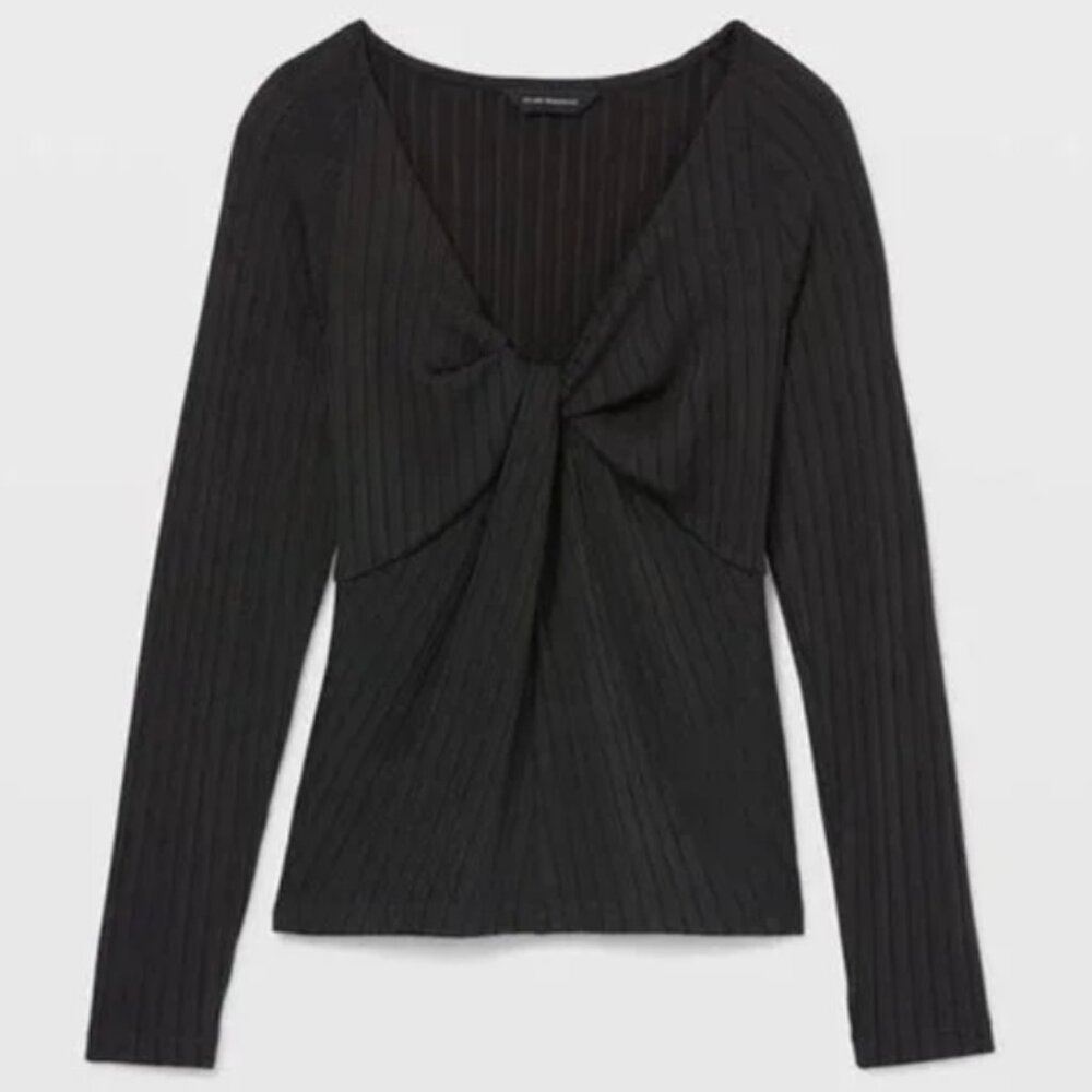 NWT CLUB MONACO  | Front Twist Knit Top - Size L